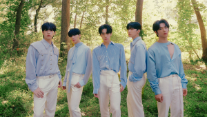 Image of 2026 ONEUS World Tour: Full Moon